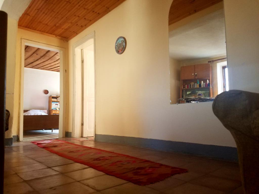 Lori'S Traditional House Gjirokaster Luaran gambar